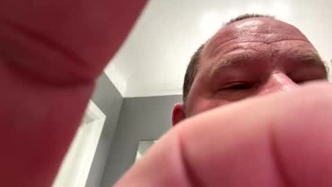 Snapshot of makeyousquirt1969 chatting on November 25, 4:29 pm makeyousquirt1969 online show from November 25, 4:29 pm