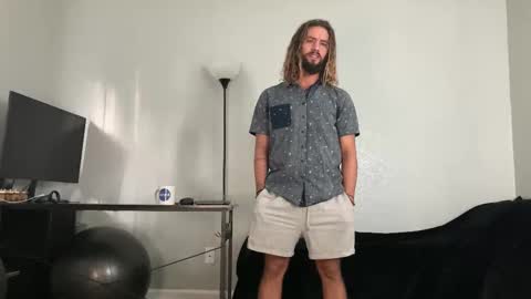 Mack  Makingmoans Twitter online show from November 29, 12:52 pm