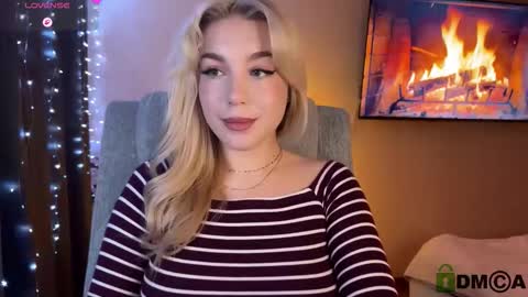 maksisisia online show from January 5, 5:27 pm