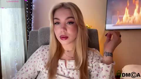 maksisisia online show from January 7, 11:23 am