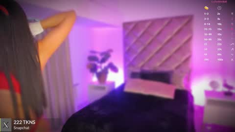 Snapshot of malaia_hills chatting on October 24, 6:37 pm Call Me Mala online show from October 24, 6:37 pm