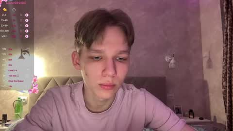 Snapshot of malcolm_yang chatting on January 12, 12:33 pm Tom and Mark 3 online show from January 12, 12:33 pm