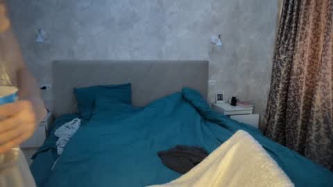 Snapshot of malcolm_yang chatting on March 4, 1:59 pm Tom and Mark 3 online show from March 4, 1:59 pm