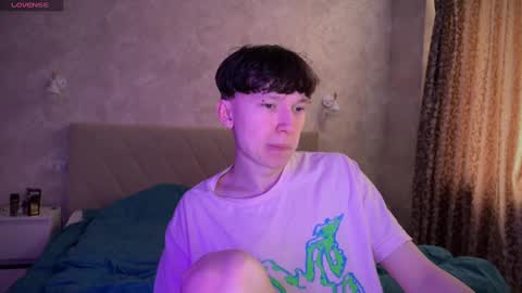 Snapshot of malcolm_yang chatting on March 10, 7:53 am Tom and Mark 3 online show from March 10, 7:53 am