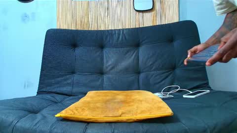 Malcom online show from October 14, 11:49 pm