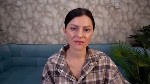 maleficentcrown online show from November 11, 8:25 am