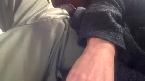 malefrench1 online show from December 23, 9:07 am