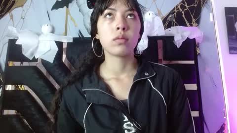 malejacs01 online show from November 3, 11:55 am