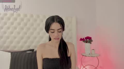 Snapshot of malena_angel_ chatting on February 26, 8:11 pm Malena Angel online show from February 26, 8:11 pm