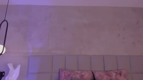 Snapshot of malena_angel_ chatting on October 4, 11:14 pm Malena Angel online show from October 4, 11:14 pm