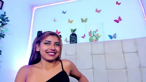 malenahot303av online show from September 10, 12:43 am