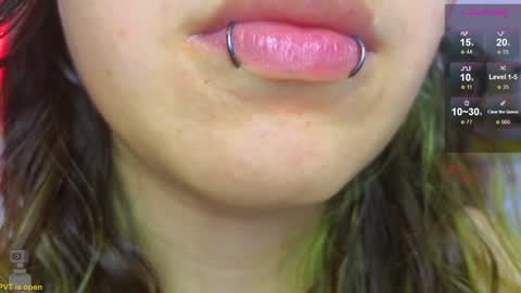 Snapshot of malicia_witch_ chatting on December 24, 2:10 am Mar Alicia Rosie v A L I C I A W I T C - Meg Cherie online show from December 24, 2:10 am