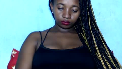 Snapshot of malinah01 chatting on January 6, 6:52 pm malinah01 online show from January 6, 6:52 pm