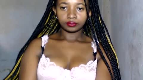 Snapshot of malinah01 chatting on January 8, 5:27 am malinah01 online show from January 8, 5:27 am