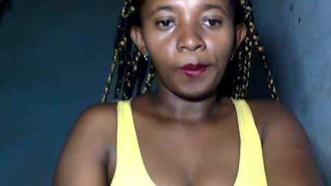 Snapshot of malinah01 chatting on January 19, 7:15 pm malinah01 online show from January 19, 7:15 pm