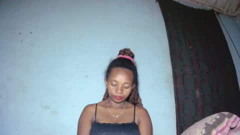 Snapshot of malinah01 chatting on September 9, 1:49 am malinah01 online show from September 9, 1:49 am