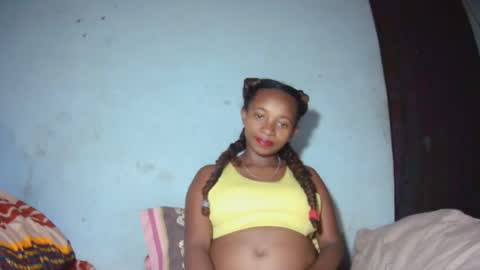 Snapshot of malinah01 chatting on September 18, 6:43 pm malinah01 online show from September 18, 6:43 pm
