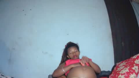 Snapshot of malinah01 chatting on September 21, 5:03 pm malinah01 online show from September 21, 5:03 pm