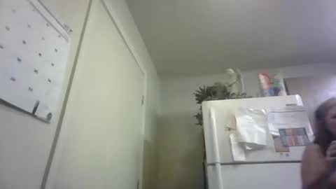 Snapshot of malinda702 chatting on October 16, 7:09 am malinda702 online show from October 16, 7:09 am