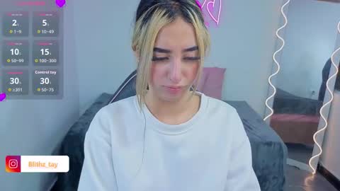 Malory  online show from September 26, 7:07 pm