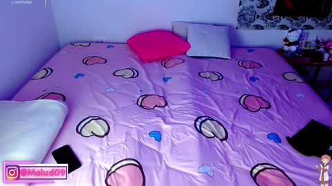 Snapshot of malud_09 chatting on October 21, 12:06 pm online show from October 21, 12:06 pm