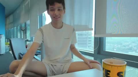 Andrew Ooi online show from April 18, 2:37 am