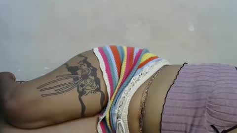 mamuuu_ online show from January 8, 5:59 pm