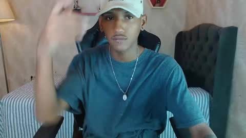 man_san11 online show from October 19, 3:12 pm