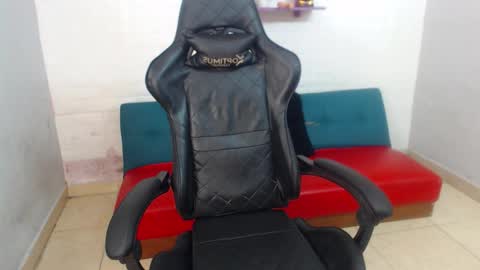 man_san11 online show from November 15, 5:53 pm