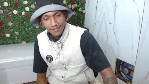 man_san11 online show from December 18, 3:07 pm