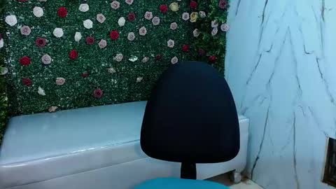 man_san11 online show from February 14, 2:25 pm