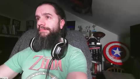 Snapshot of mandanglelow1080 chatting on February 20, 3:14 am Manny online show from February 20, 3:14 am