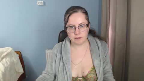 mandarinka28 online show from December 2, 9:14 am