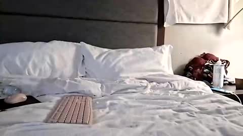 Mandi Bliss online show from January 14, 9:59 am