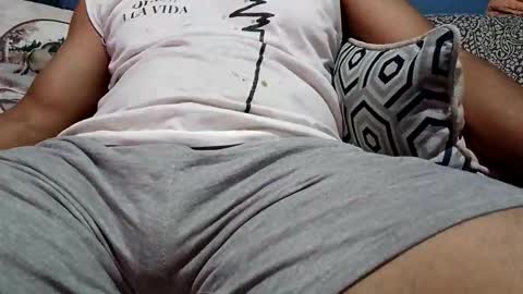 Snapshot of mandrilo7379 chatting on December 5, 6:33 am mandrilo7379 online show from December 5, 6:33 am