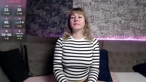 Mandy  online show from November 17, 11:16 am