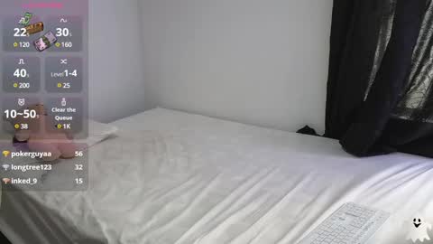 Snapshot of mandy_renzon1_ chatting on December 5, 4:44 pm M A N D Y online show from December 5, 4:44 pm