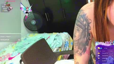 Snapshot of mandy_renzon1_ chatting on February 21, 10:48 pm M A N D Y online show from February 21, 10:48 pm
