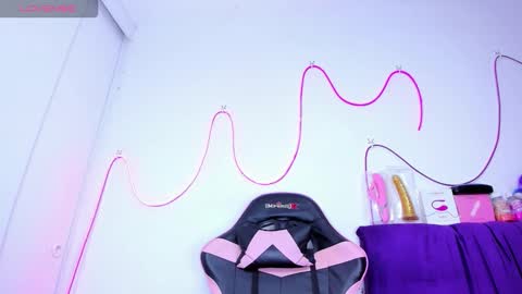 Mandy Mosquera online show from February 19, 10:06 pm