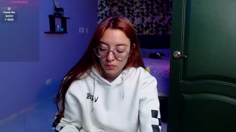 Danny online show from December 3, 2:25 am