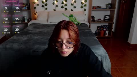 Danny online show from February 4, 2:39 am