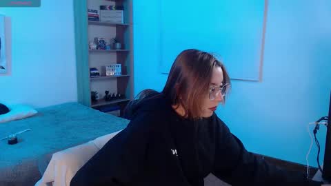 Danny online show from September 9, 3:06 am