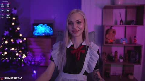 Snapshot of manifreyja chatting on January 6, 1:09 am Amelie online show from January 6, 1:09 am