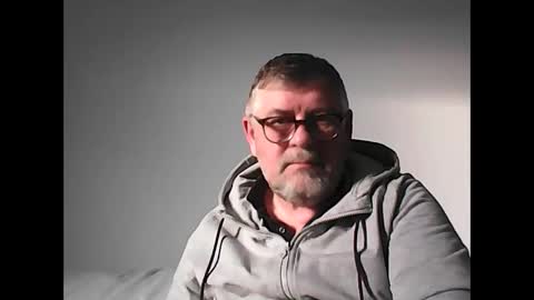 Snapshot of mann67 chatting on November 21, 8:24 am mann67 online show from November 21, 8:24 am