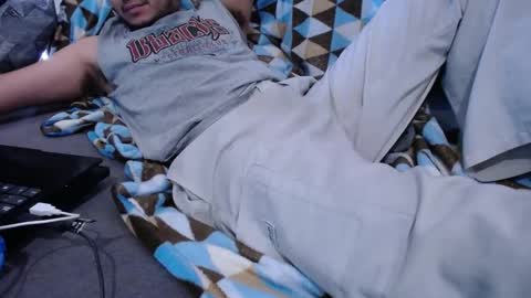 Manu online show from December 25, 7:13 pm