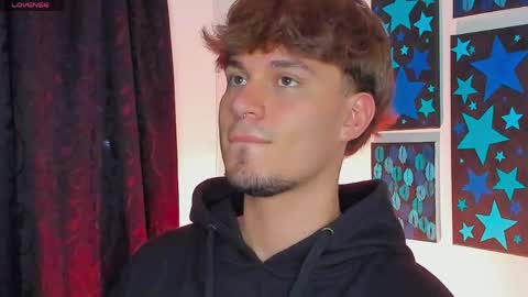  independent model online show from April 15, 3:13 am