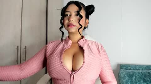 Snapshot of manuela_anderson chatting on December 4, 3:54 pm MANUELA online show from December 4, 3:54 pm