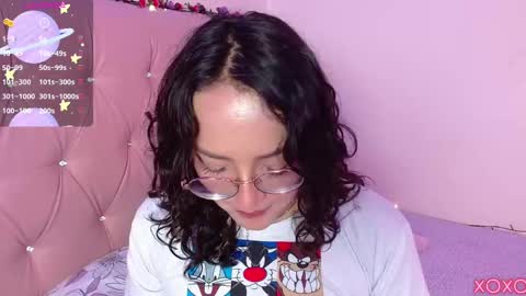 Snapshot of manumeow_ chatting on February 23, 9:59 pm Manu online show from February 23, 9:59 pm