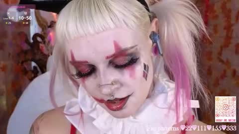 Snapshot of mao_me_meow chatting on October 31, 8:26 am Sasha online show from October 31, 8:26 am