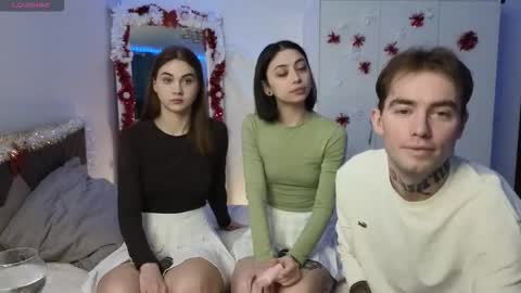 mar7gan online show from December 19, 12:01 pm